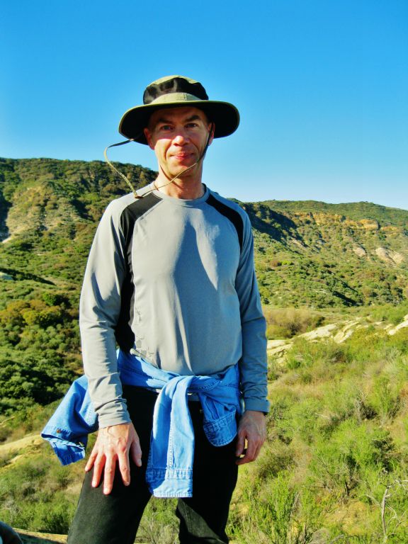 Hiking at Red Rocks Canyon Park - Dec 2011